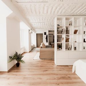 Studio met een King Size Bed